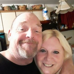 Meet your Posher, Lorrie